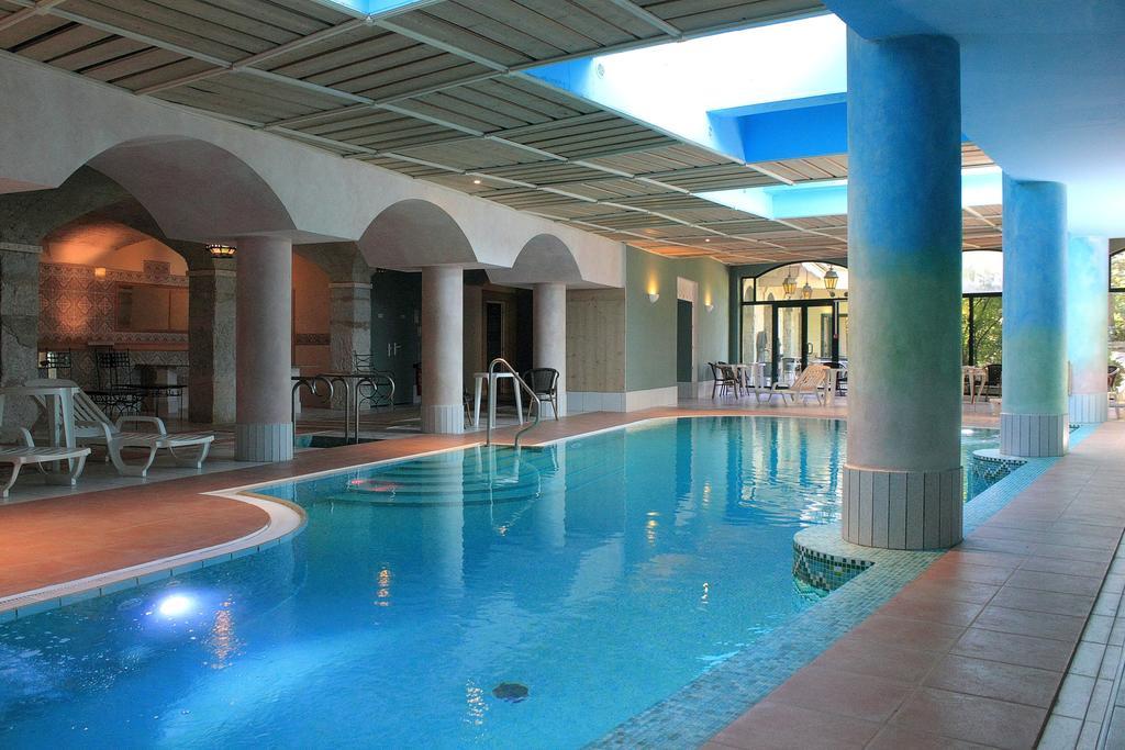 Aux Meubles Du Manoir Aparthotel Aix-les-Bains Ruang foto