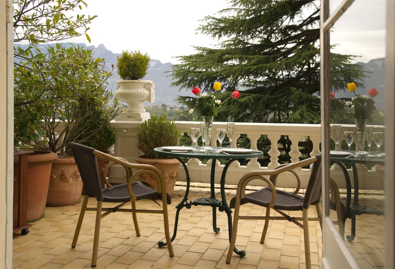 Aux Meubles Du Manoir Aparthotel Aix-les-Bains Bagian luar foto