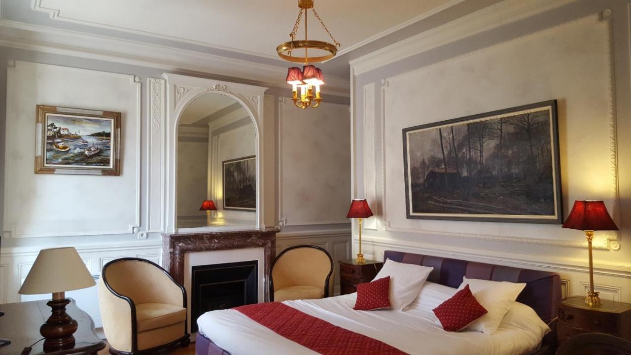 Aux Meubles Du Manoir Aparthotel Aix-les-Bains Bagian luar foto